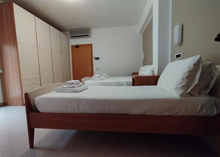 Hostel Ah Róma