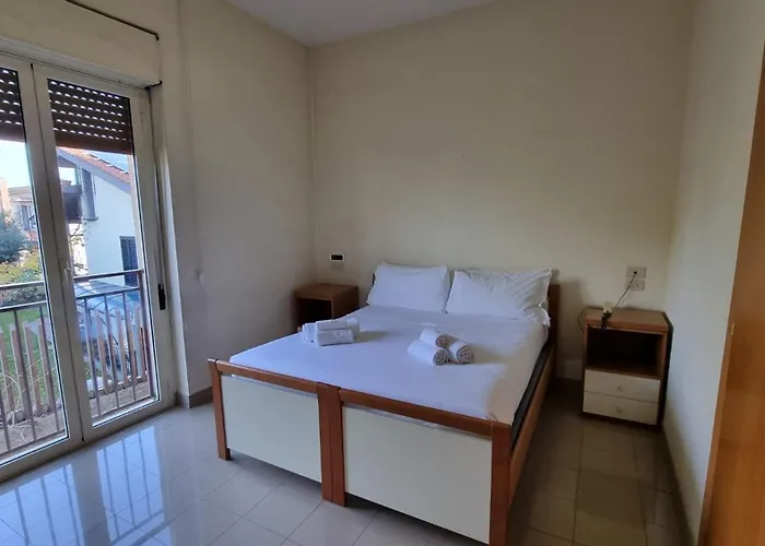 Hostel Ah *