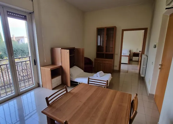 Hostel Ah Roma