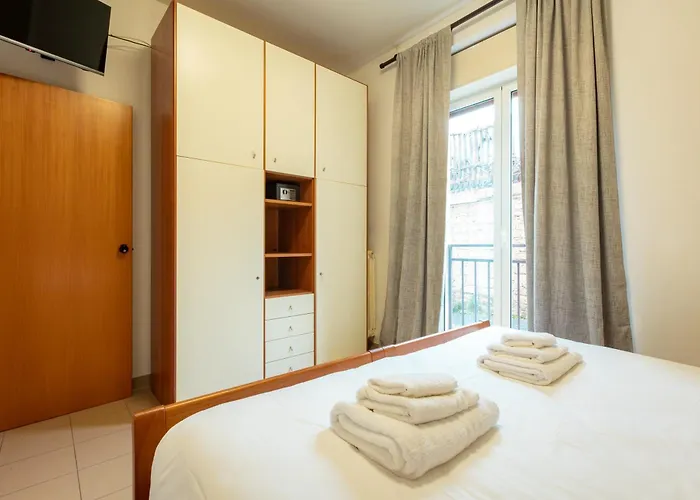 Hostel Ah *